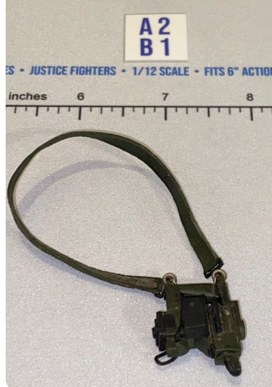 1/12 Scale Alien Thermal Imaging Monocular with Sling - McFarlane