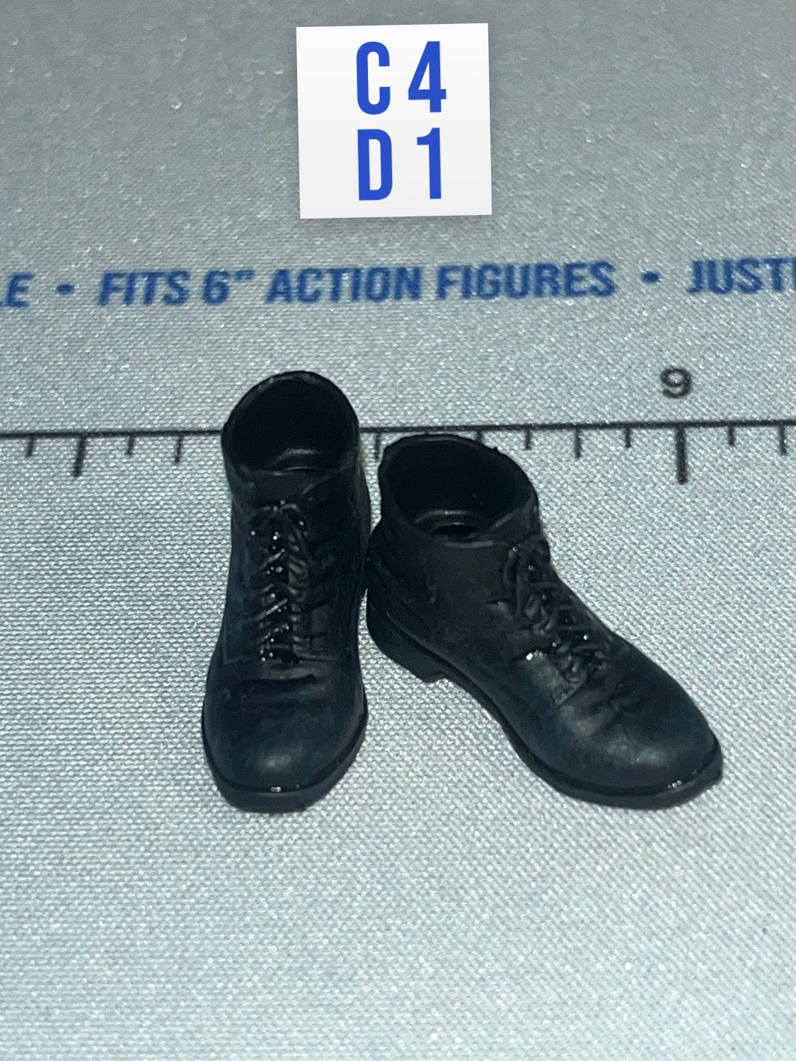 1/12 Scale WWII German Combat Boots Pair - US Navy F/A-18E Pilot – “Maverick” Mitchell DiD XM80031