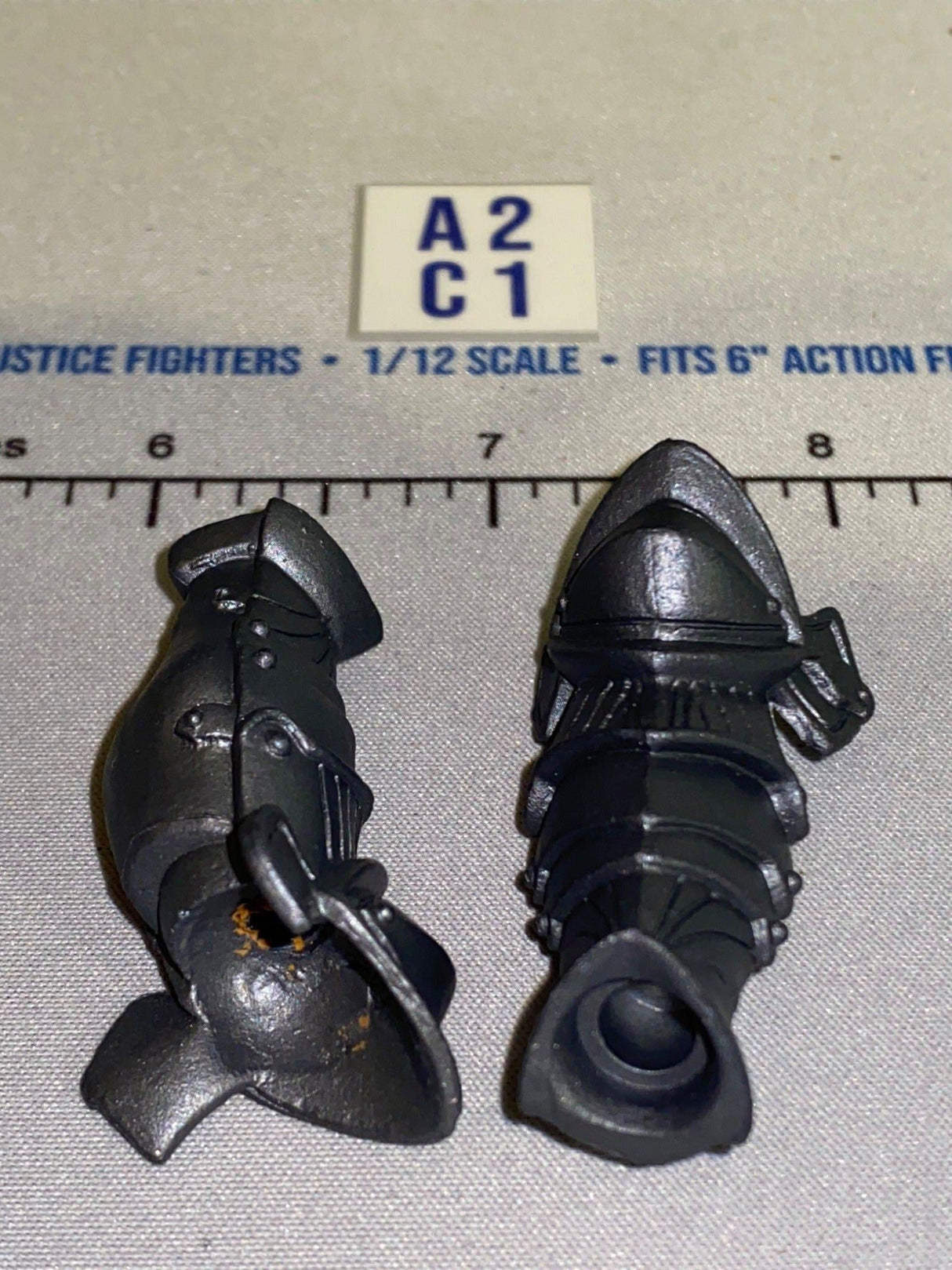 1/12 Scale Medieval Armored Legs Set - Four Horsemen - Mythic Legions