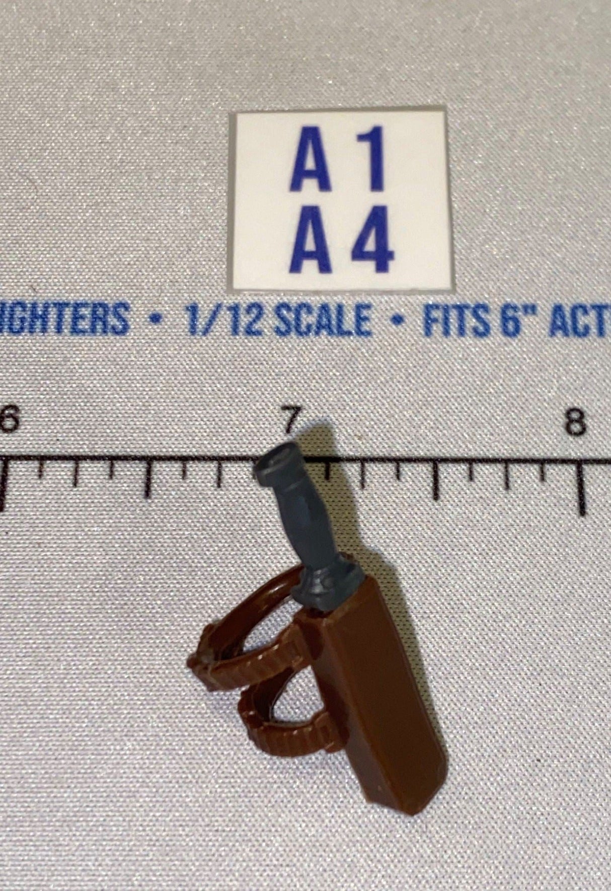 1/12 Scale Modern Knife and Scabbard