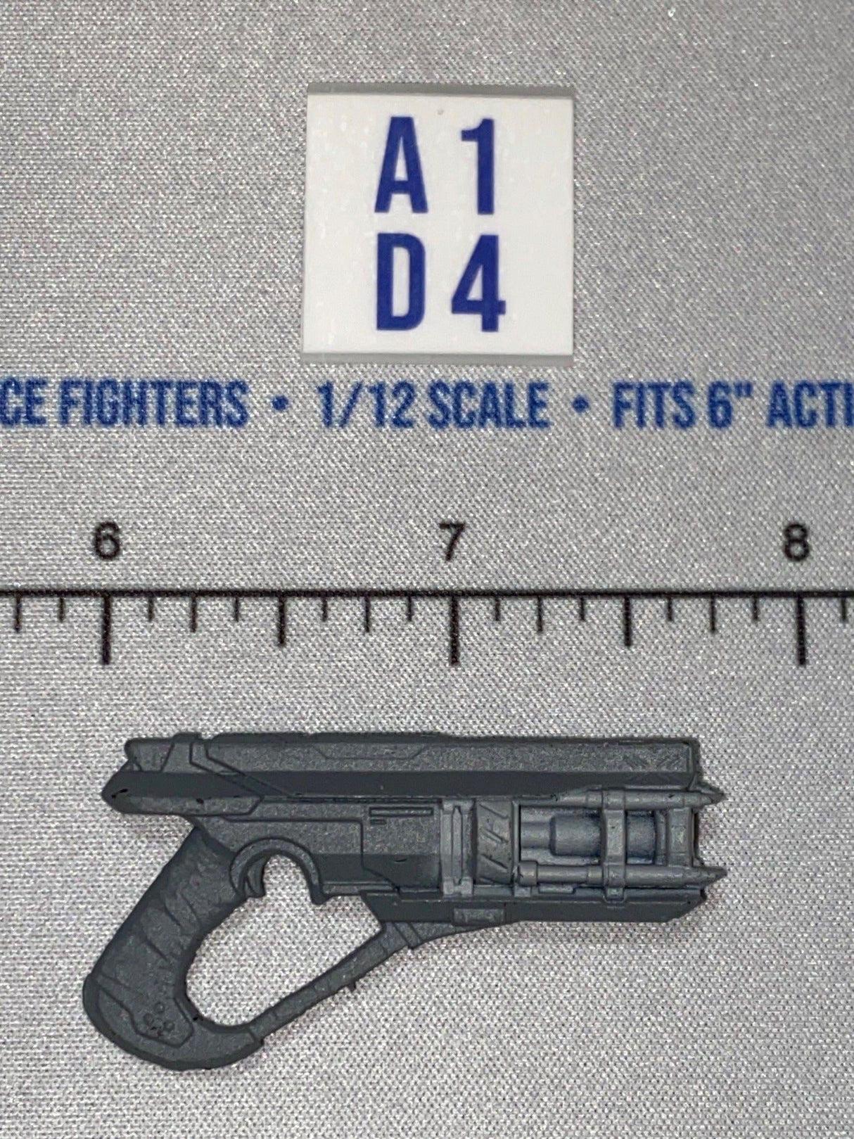 1/12 Scale Science Fiction Pistol - Jazwares World of Halo