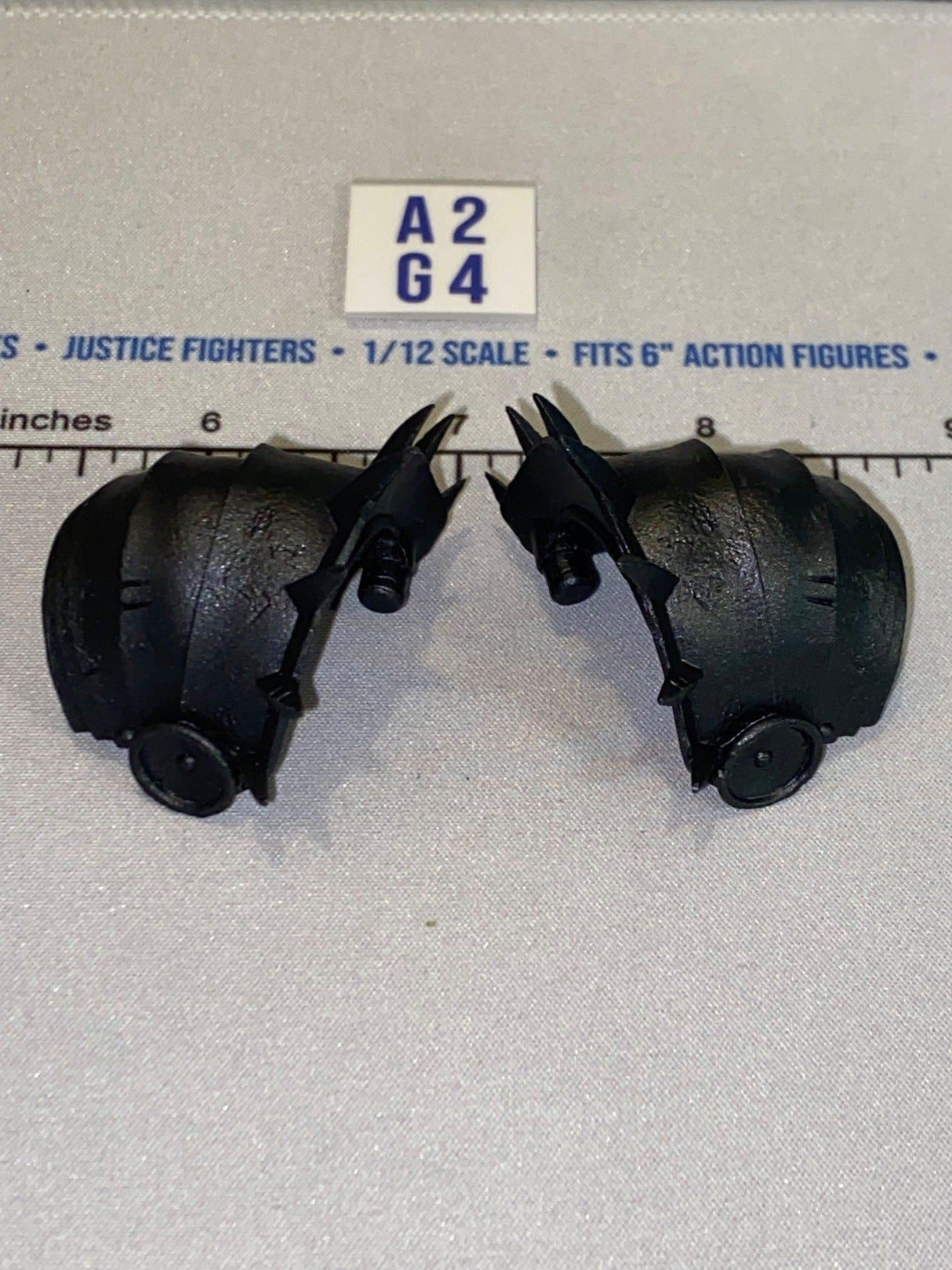 1/12 Scale Four Horsemen - Mythic Legions Fantasy Spiked Shoulder Armor Pauldrons