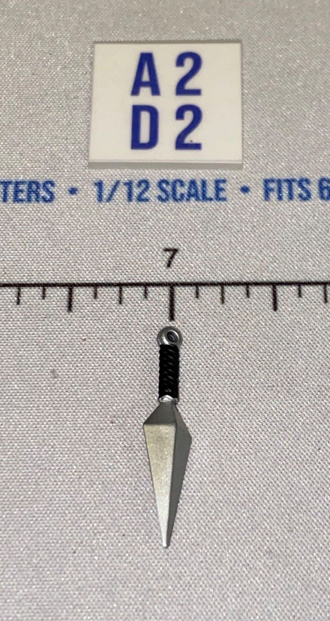 1/12 Scale Ninja Kunai Throwing Blade - Icon Heroes