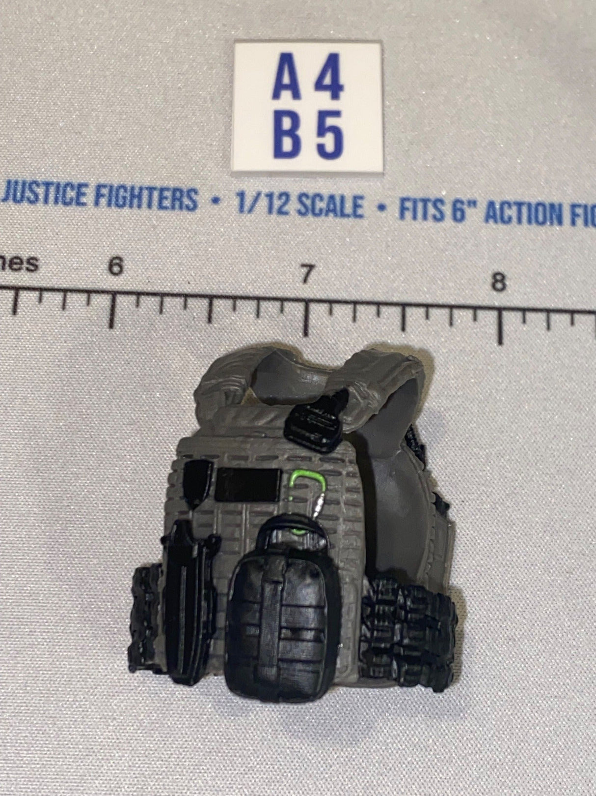1/12 Scale Modern Era Grey Tactical Plate Carrier Vest with Ammunition Pouches - Valaverse