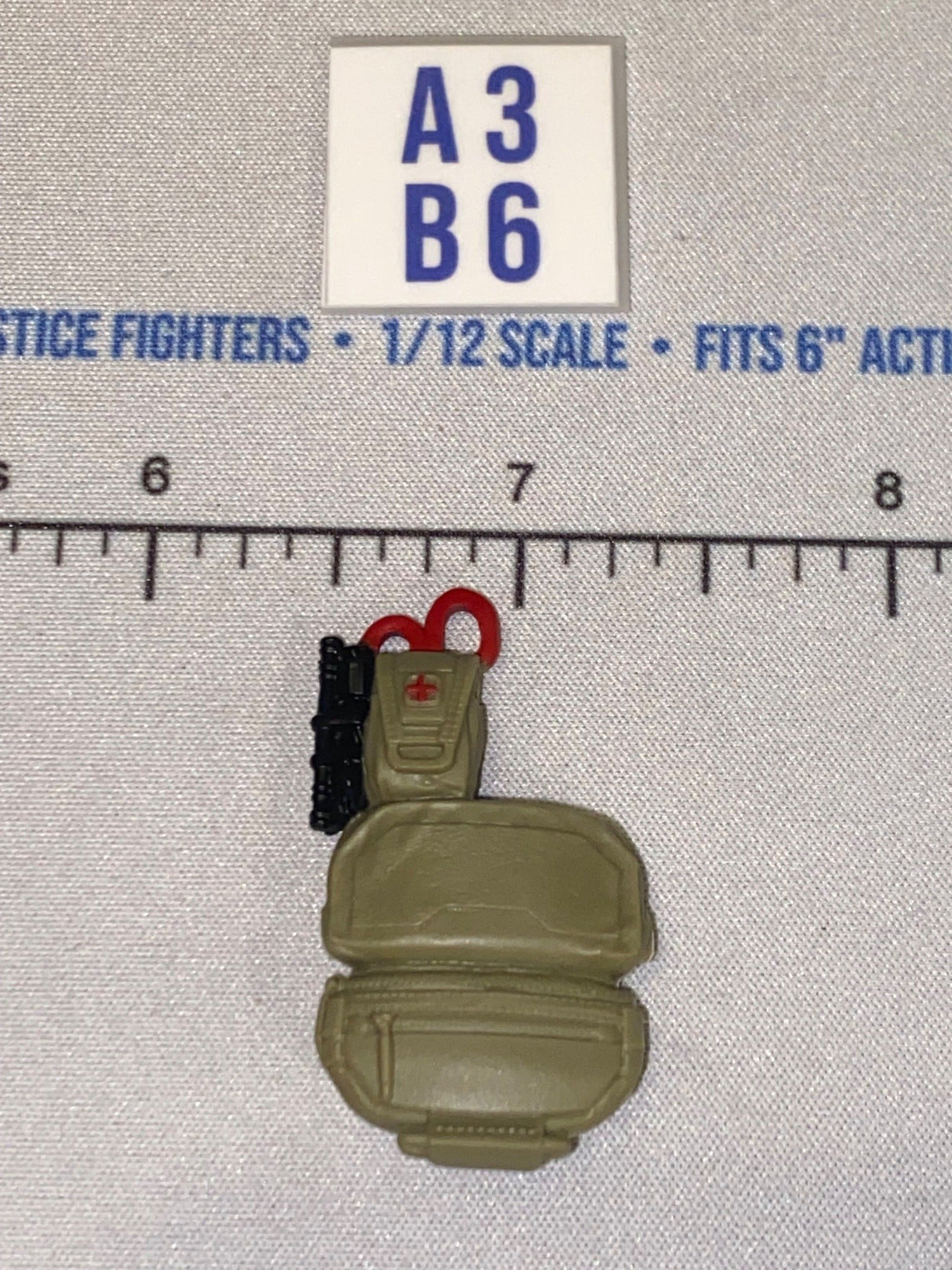 1/12 Scale Modern Era Olive Drab Medical Backpack and First Aid Pouch Set - Valaverse