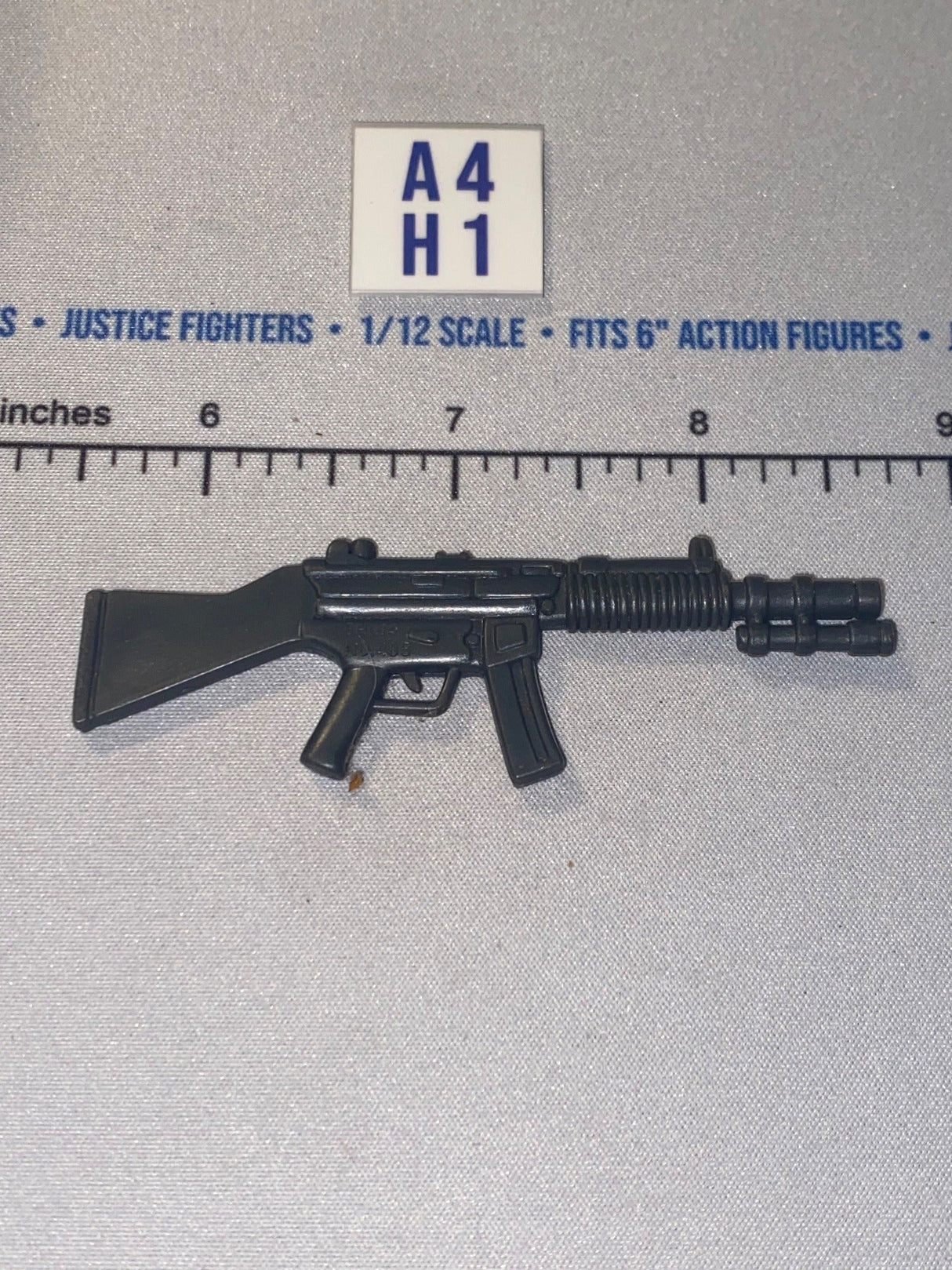 1/12 Scale Modern Era MP-5 Submachine Gun with Suppressor