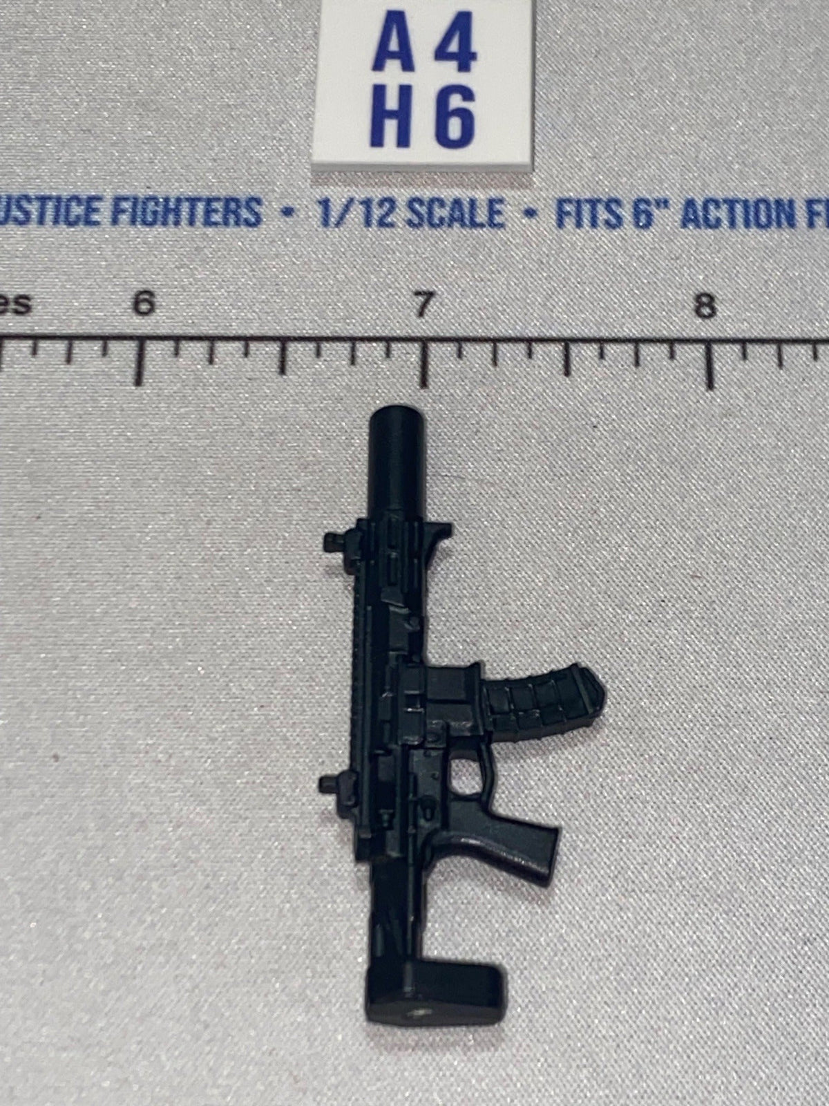 1/12 Scale Modern Era Short Barrel Rifle with Suppressor - Valaverse