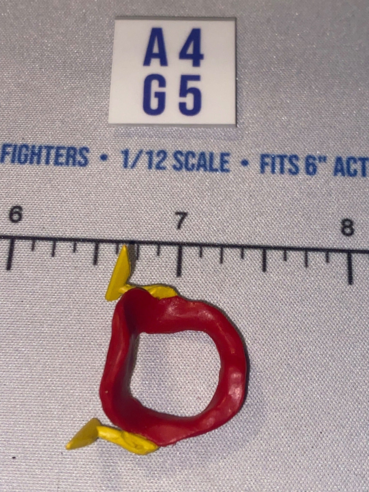 1/12 Scale The Flash Collar Accessory - DC Comics