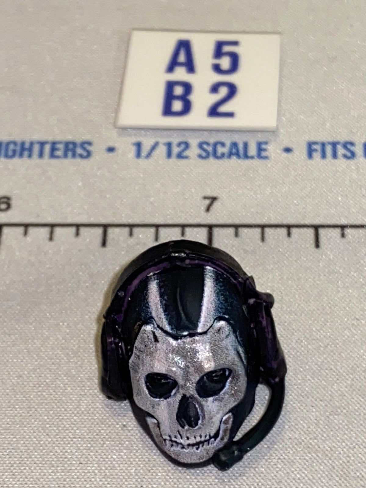1/12 Scale Modern Era Tactical Skull Face Mask Head with Headset - Valaverse
