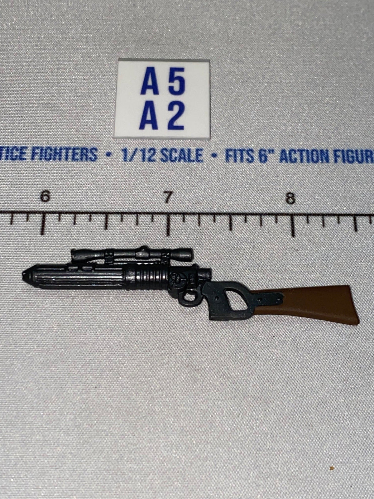 1/12 Scale Science Fiction Blaster Rifle with Scope - Star Wars Black Series