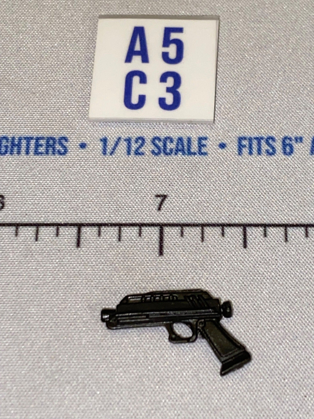 1/12 Scale Blaster Pistol - Star Wars Black Series