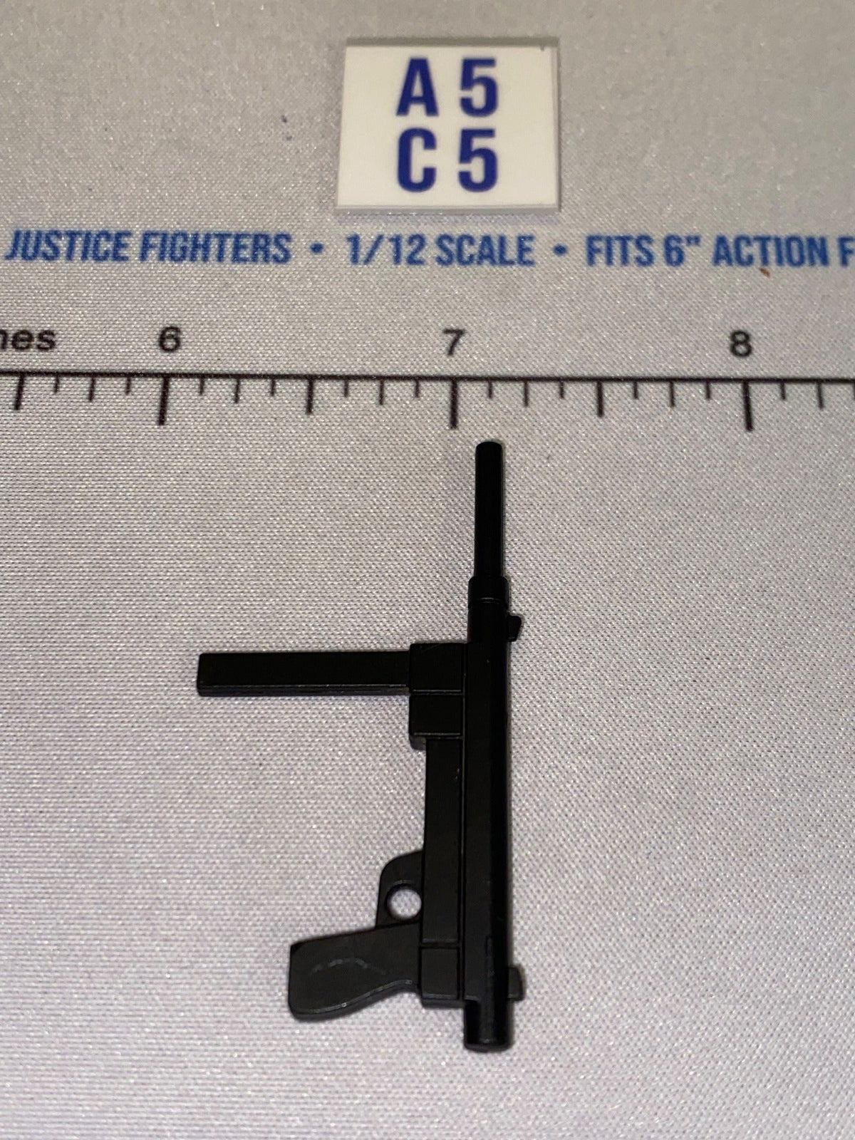 1/12 Scale Vietnam Era Submachine Gun - Batman Dark Knight