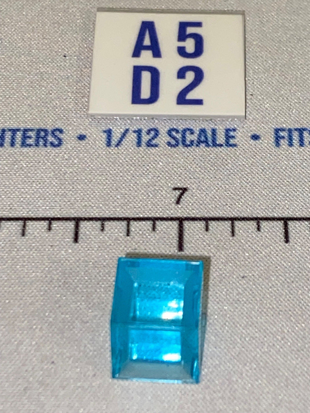 1/12 Scale Science Fiction Cube Artifact - Translucent Blue