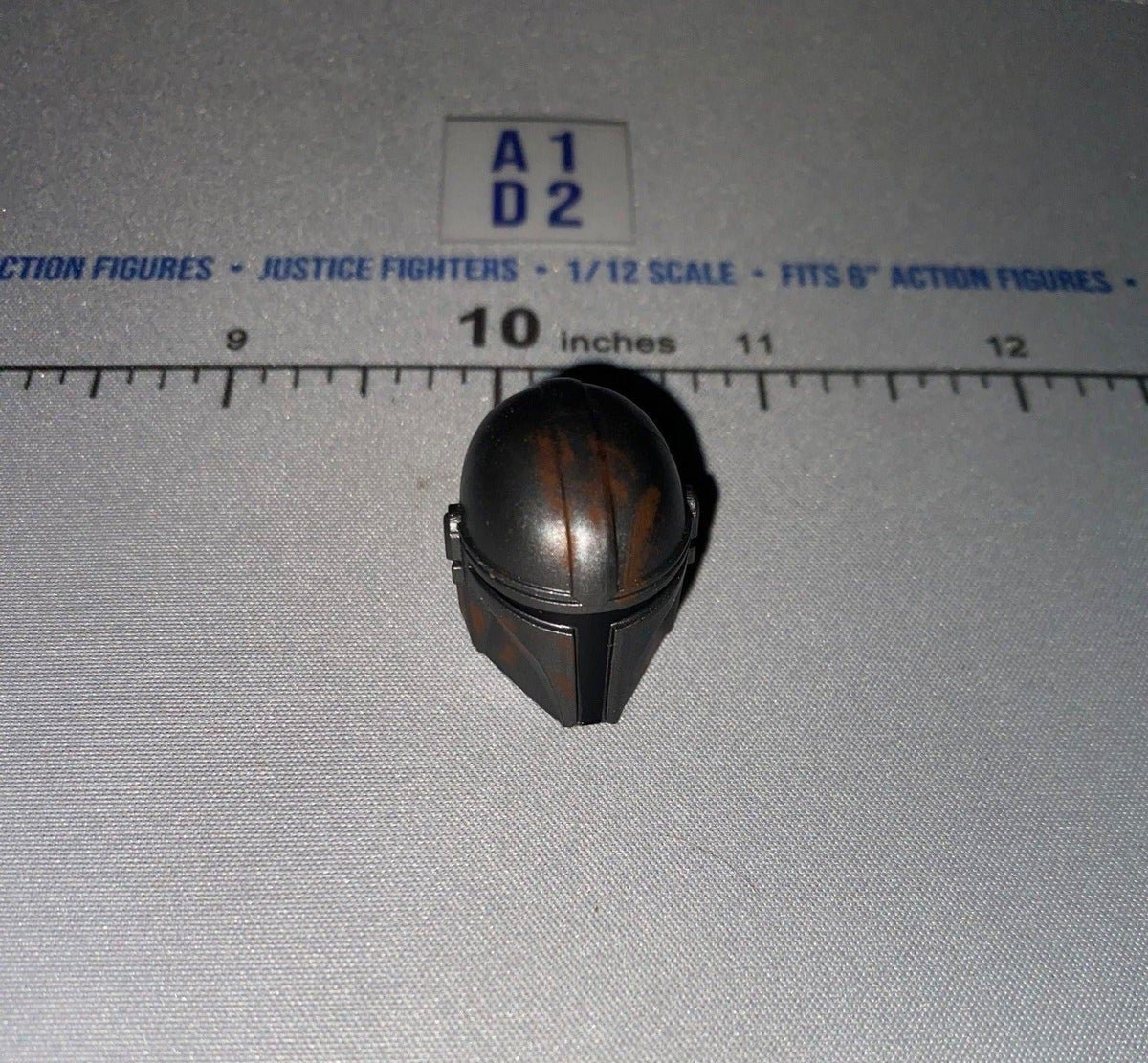 1/12 Scale Mandalorian Helmet - Star Wars Black Series - Battle Damaged