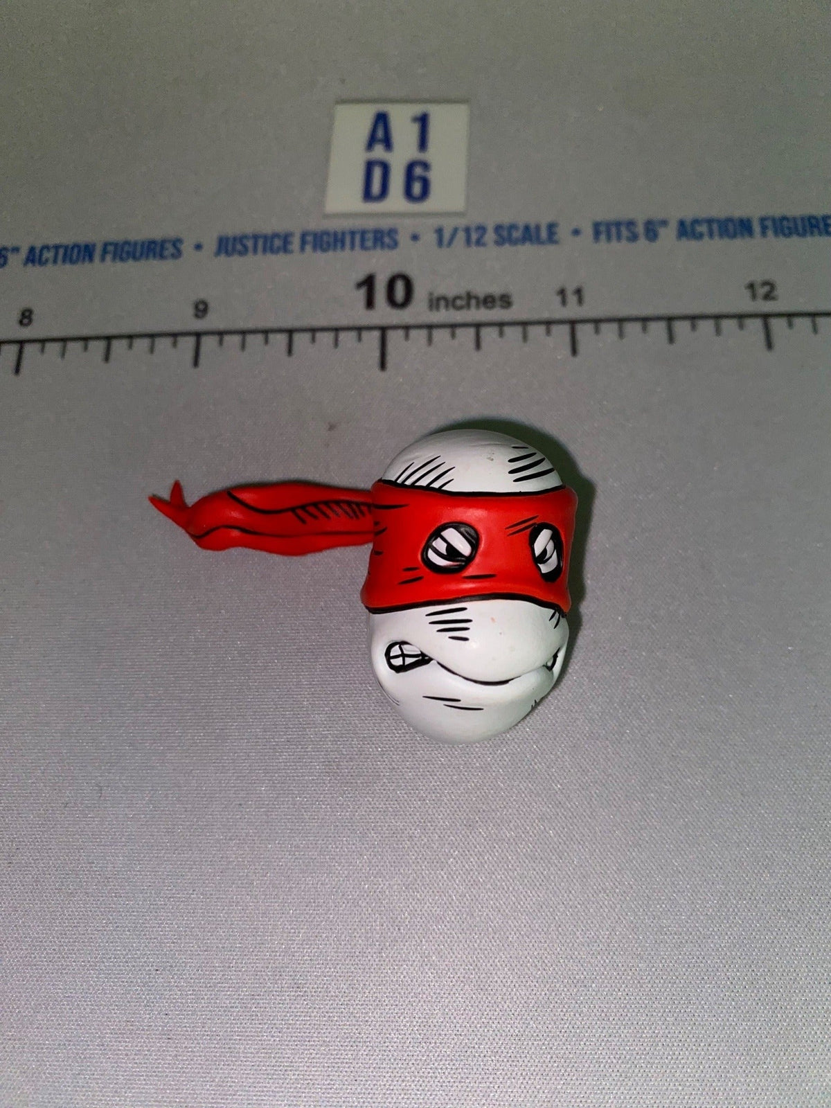 1/12 Scale Raphael Teenage Mutant Ninja Turtles Male Head Sculpt - Neca