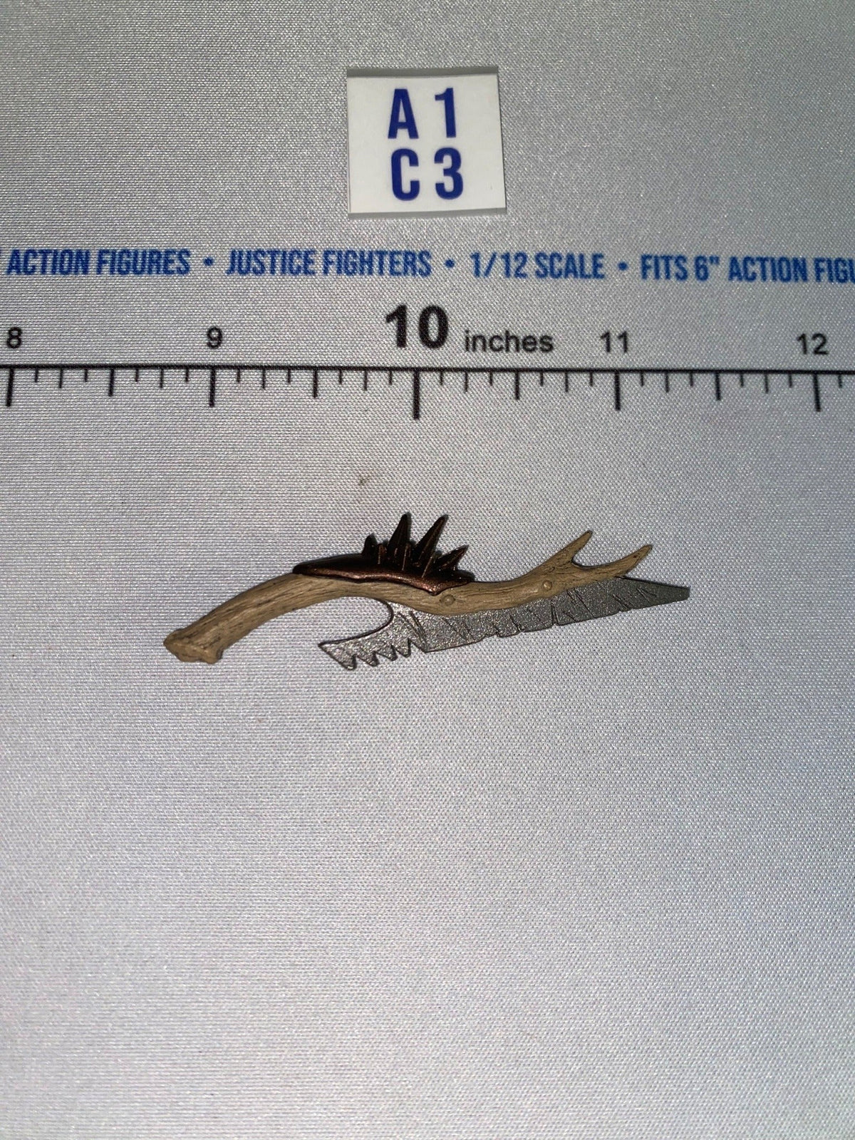 1/12 Scale Fantasy Goblin Serrated Hunting Knife - Four Horsemen - Mythic Legions