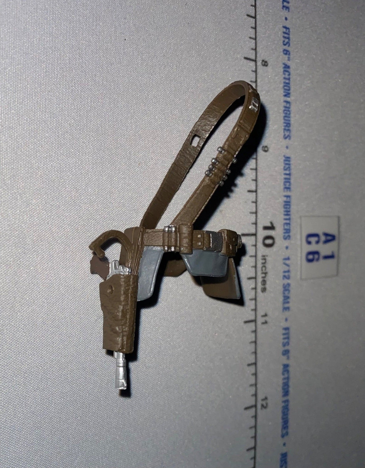 1/12 Scale Star Wars Blaster Pistol and Belt - Star Wars Black Series