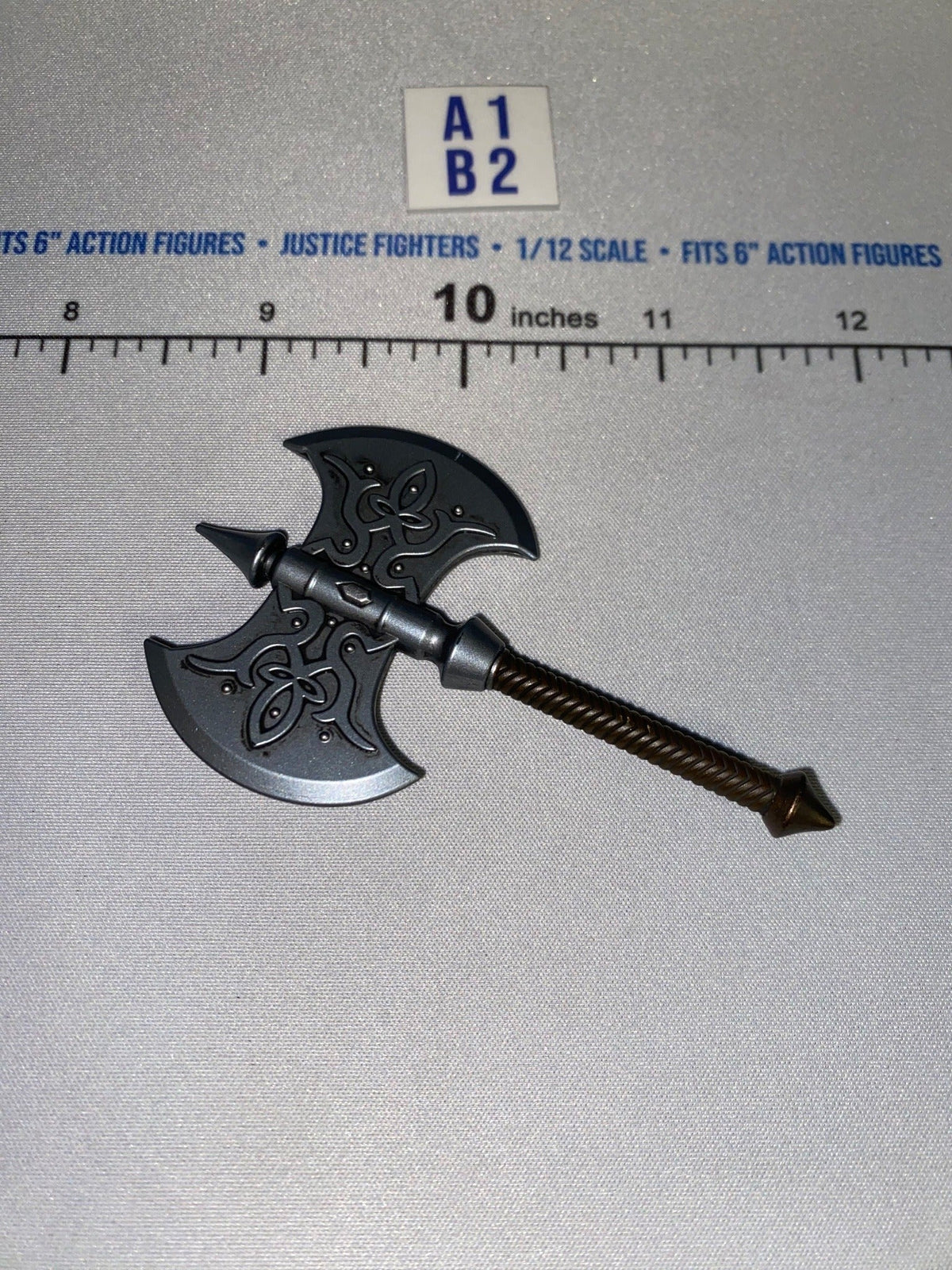 1/12 Scale Medieval Fantasy Double-Headed Battle Axe - Four Horsemen - Mythic Legions