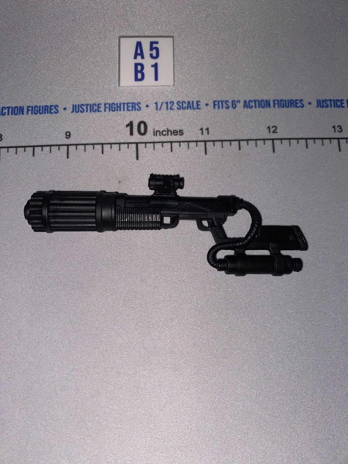 1/12 Scale Science Fiction Futuristic Blaster Rifle