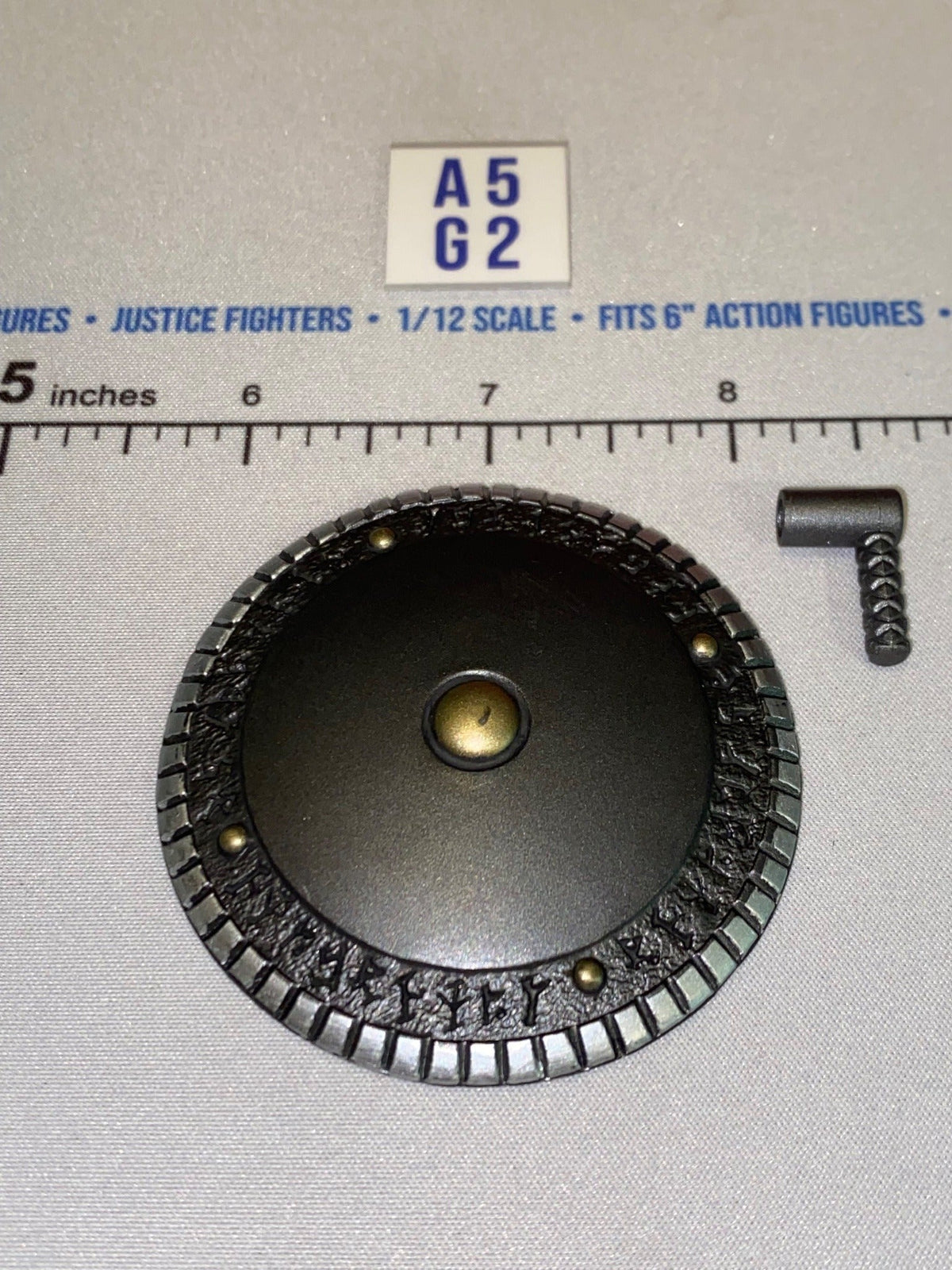1/12 Scale Fantasy Warrior Round Shield - Four Horsemen - Mythic Legions