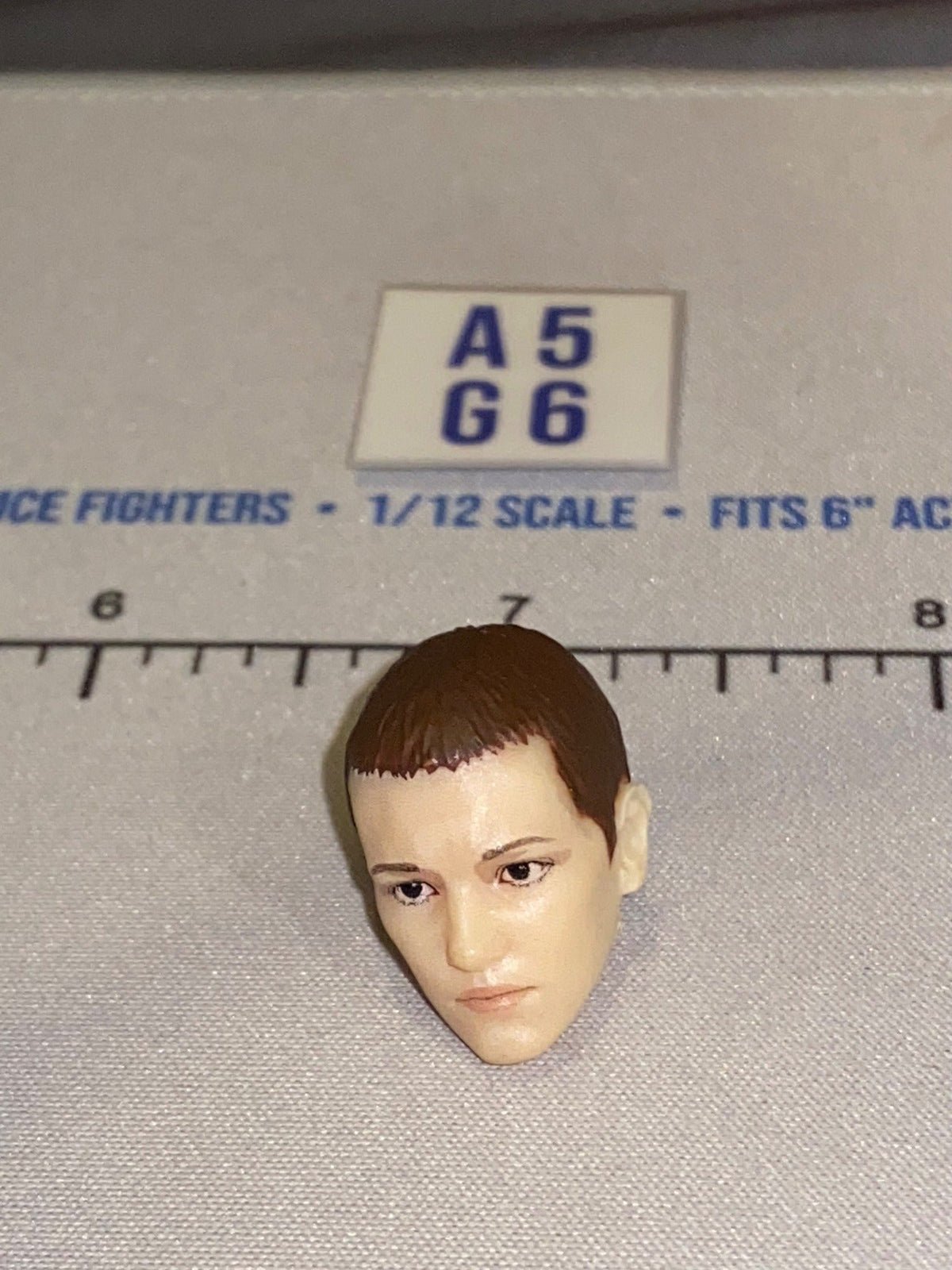 1/12 Scale Female Head Sculpt with Short Brown Hair
