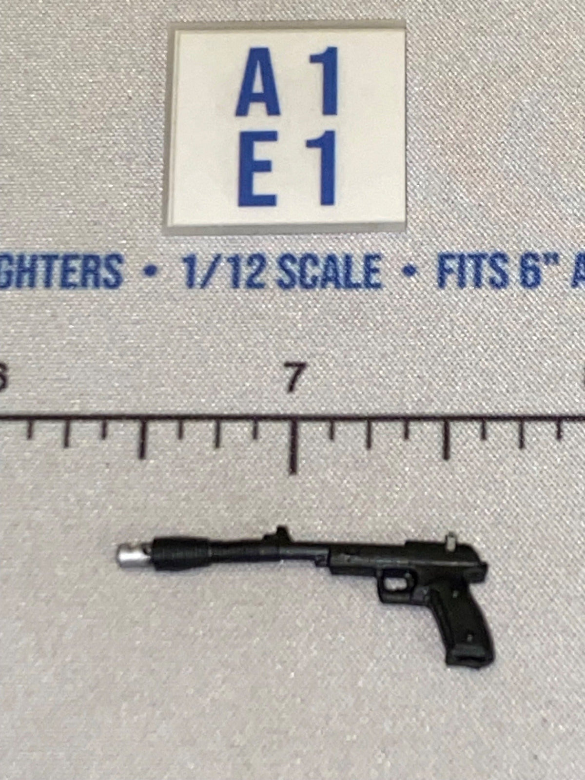 1/12 Scale Blaster Pistol Long - Star Wars Black Series