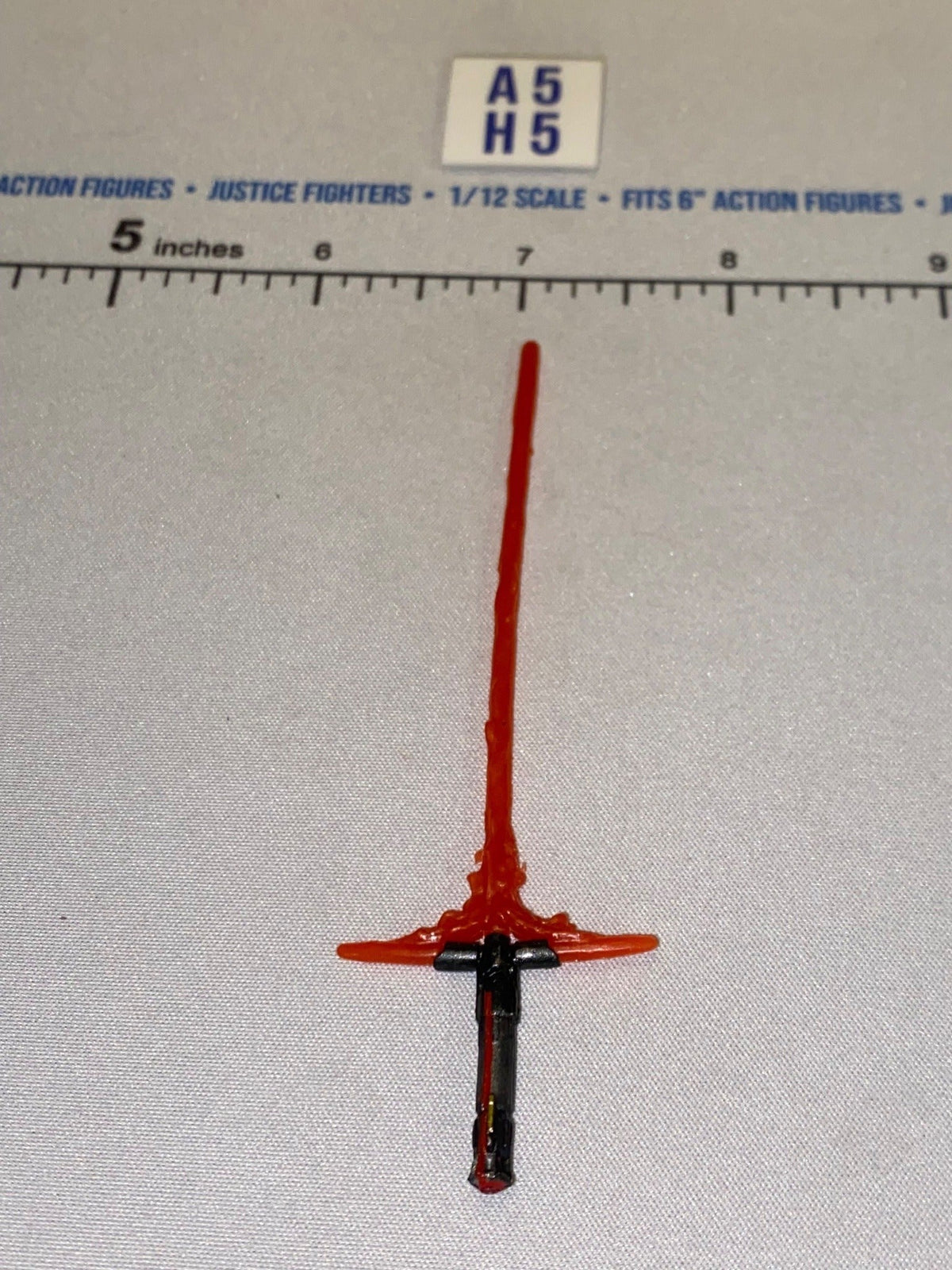 1/12 Scale Sith Crossguard Red Lightsaber - Star Wars Black Series