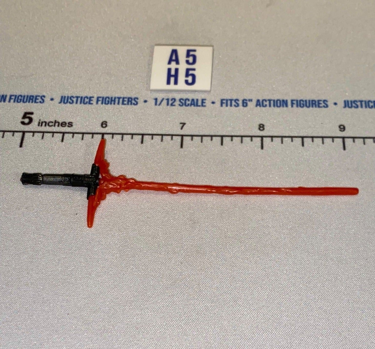 1/12 Scale Sith Crossguard Red Lightsaber - Star Wars Black Series
