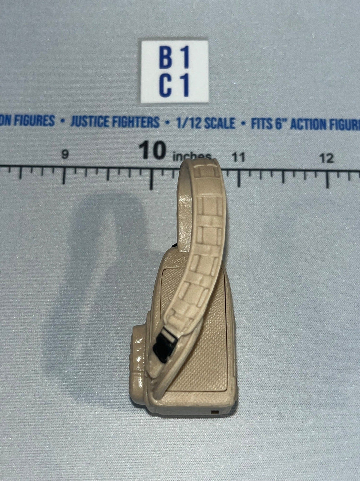 1/12 Scale Modern Era Tan Tactical Sling Bag - Valaverse