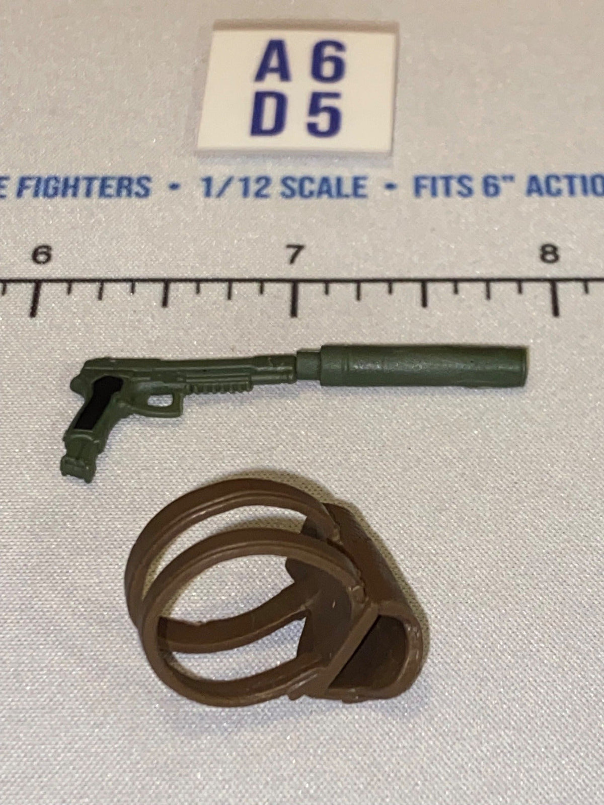 1/12 Scale Modern Era Pistol and Holster