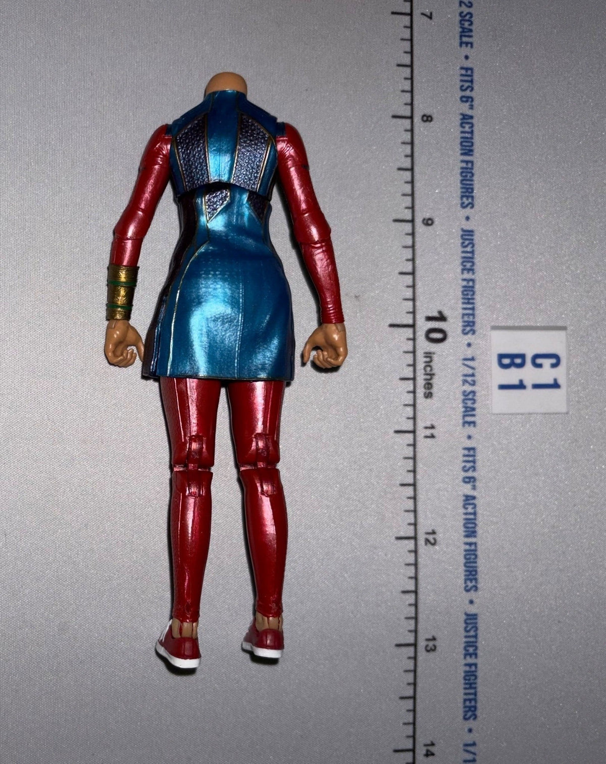 1/12 Scale Superhero Female Figure Body - Marvel Legends