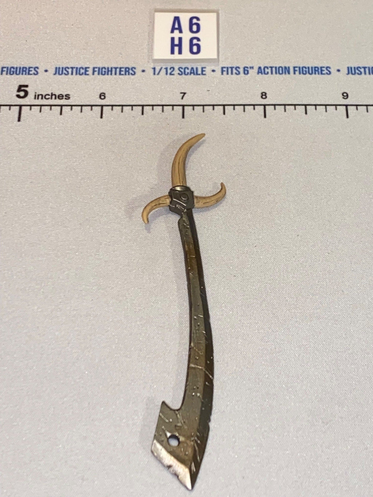 1/12 Scale Medieval Fantasy Curved Blade Sword with Guard - Four Horsemen - Mythic Legions