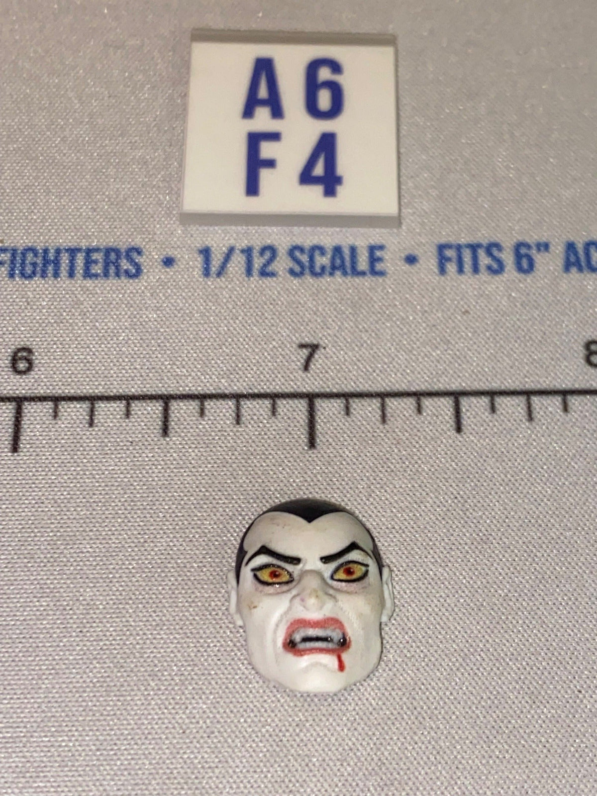 1/12 Scale Vampire Male Face Mask