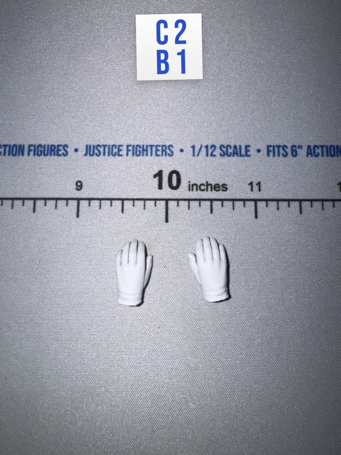 1/12 Scale Modern Era White Gloved Hands Pair - 1/12 Scale WWII German SS Honor Guard Aaron - DID 3R TG80007 DiD DiD