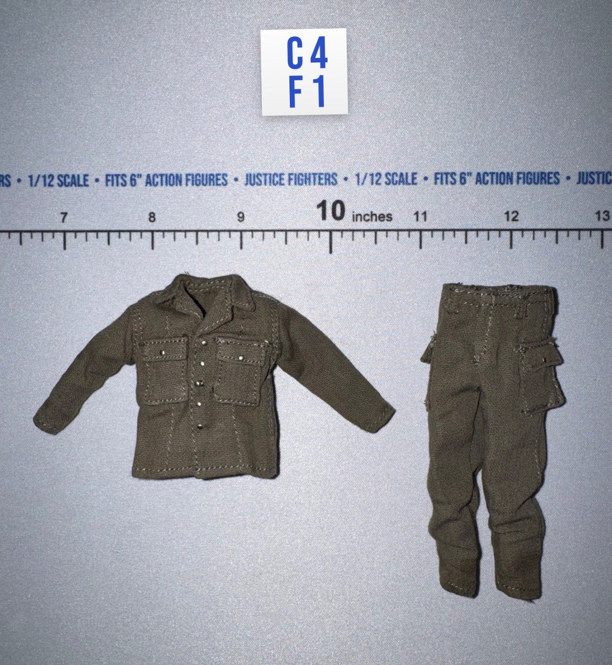 1/12 Scale WWII US HBT Uniform - Private Caparzo DiD XA80011