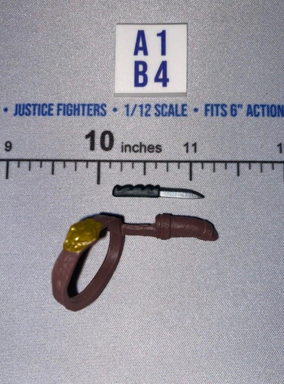 1/12 Scale Modern Era Knife and Thigh Holster - - GI Joe Classified