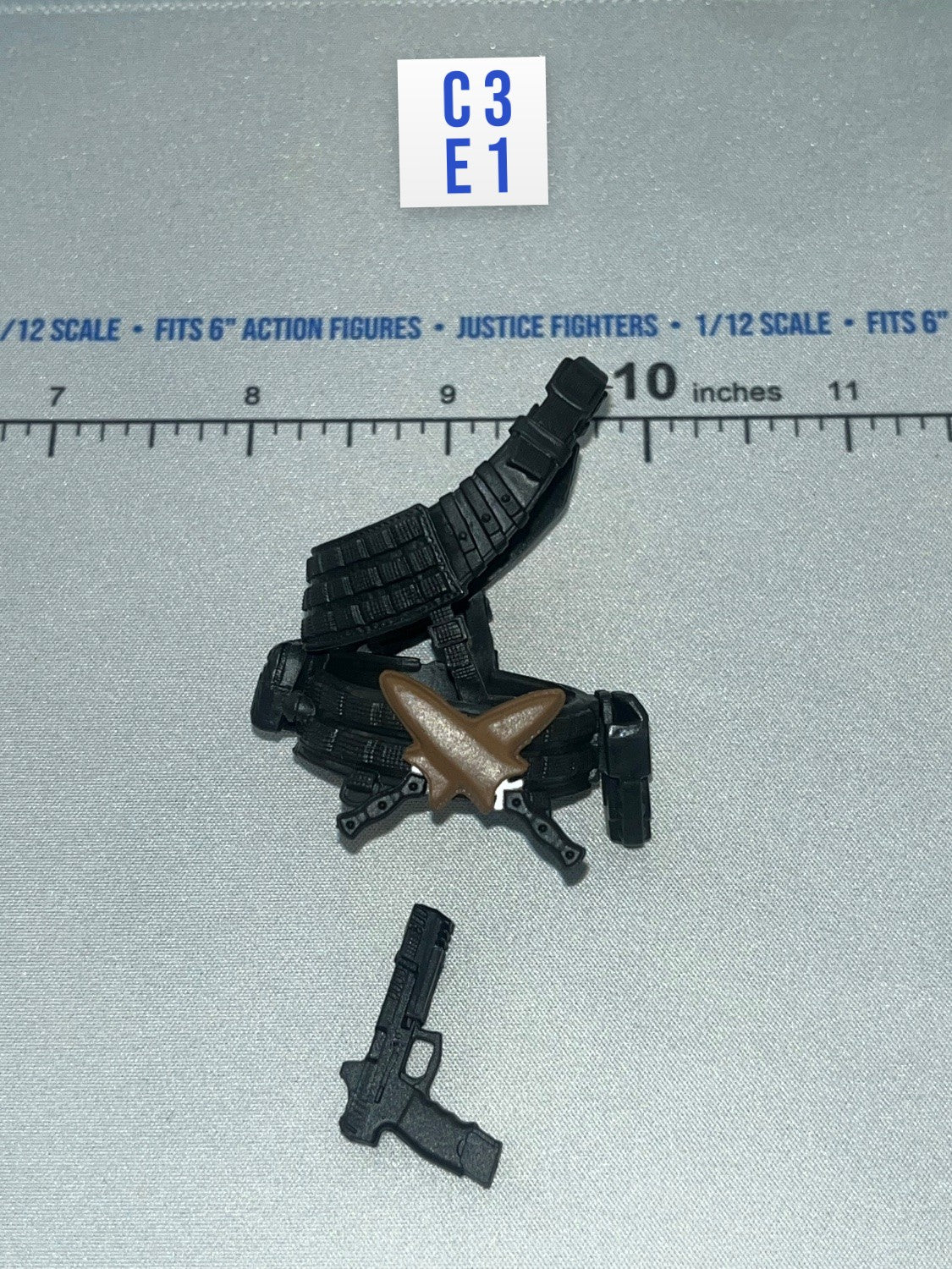 1/12 Scale Modern Era Tactical Belt and Holster Set with Pistol - The Black - Vane Valaverse