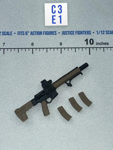 1/12 Scale Modern Era Submachine Gun with Spare Magazines - The Black - Vane Valaverse