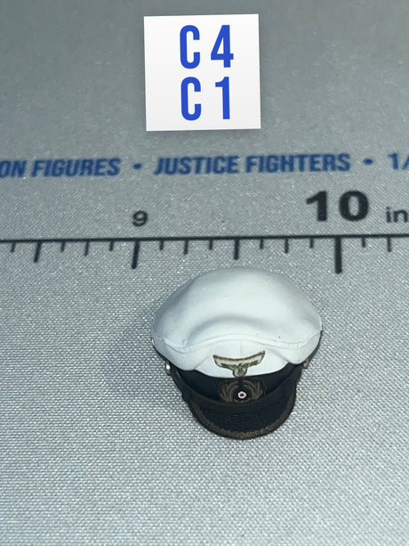 1/12 Scale WWII German Kriegsmarine Officer Peaked Cap with White Cover - WWII German U-Boat Commander Lehmann DiD XD80026