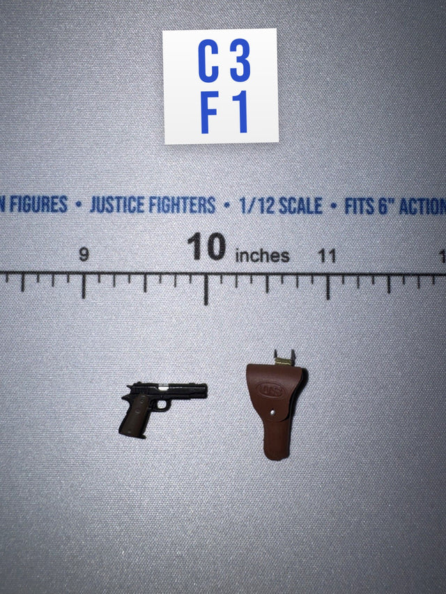 1/12 Scale WWII US Pistol with Holster - WWII US Ranger Private Jackson DiD XA80009