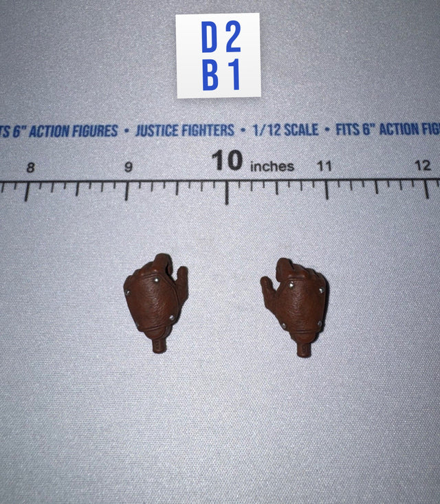 1/12 Scale Medieval Gauntlet Hands Pair - Thord Ironjaw 2 Dwarf - Mythic Legions Four Horsemen