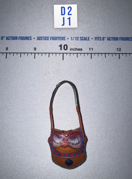 1/12 Scale Medieval Decorative Shoulder Bag - Simon - Dungeons and Dragons - Hasbro