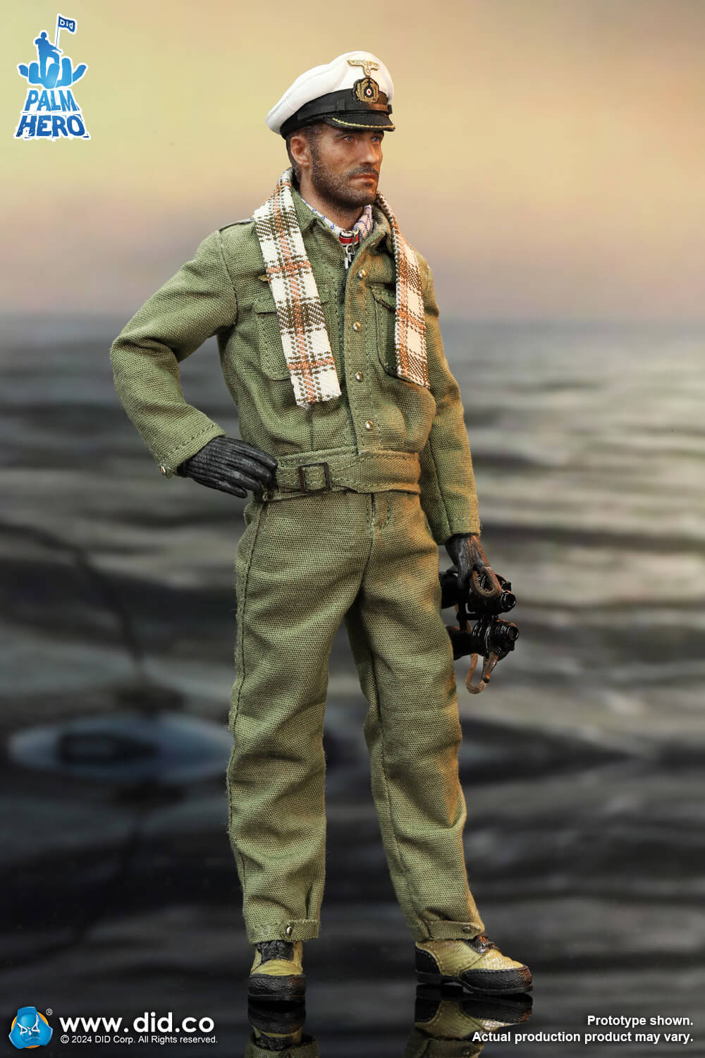 1/12 Scale  WWII German U-Boat Commander - Lehmann - NIB DID XD80026 Palm Hero Series