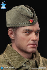 1/12 Scale WWII Russian Sniper - Vasily Zaitsev - NIB DID XR80037