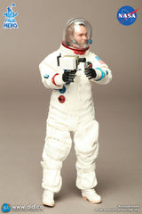 1/12 Scale Apollo 11 Astronaut Michael Collins - NIB DID XS80035