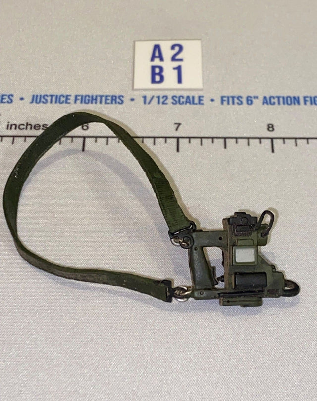 1/12 Scale Alien Thermal Imaging Monocular with Sling - McFarlane