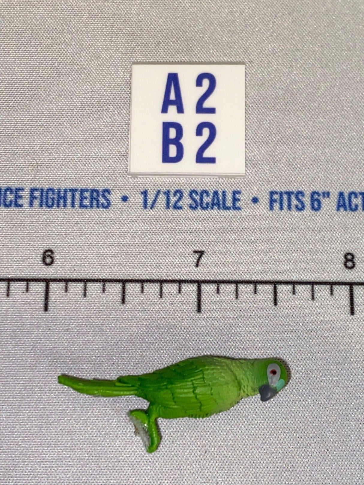 1/12 Scale Tropical Green Parrot - Diorama Item