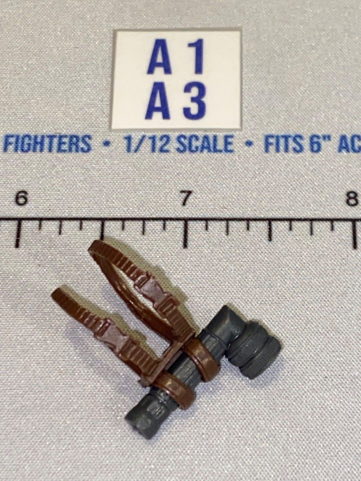 1/12 Scale GI Joe Classified Vietnam WWII US Modern Right Angle Flashlight with Thigh Holster
