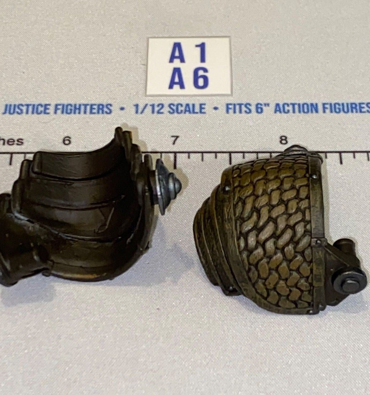 1/12 Scale Fantasy Armor Pauldron Set - Four Horsemen - Mythic Legions