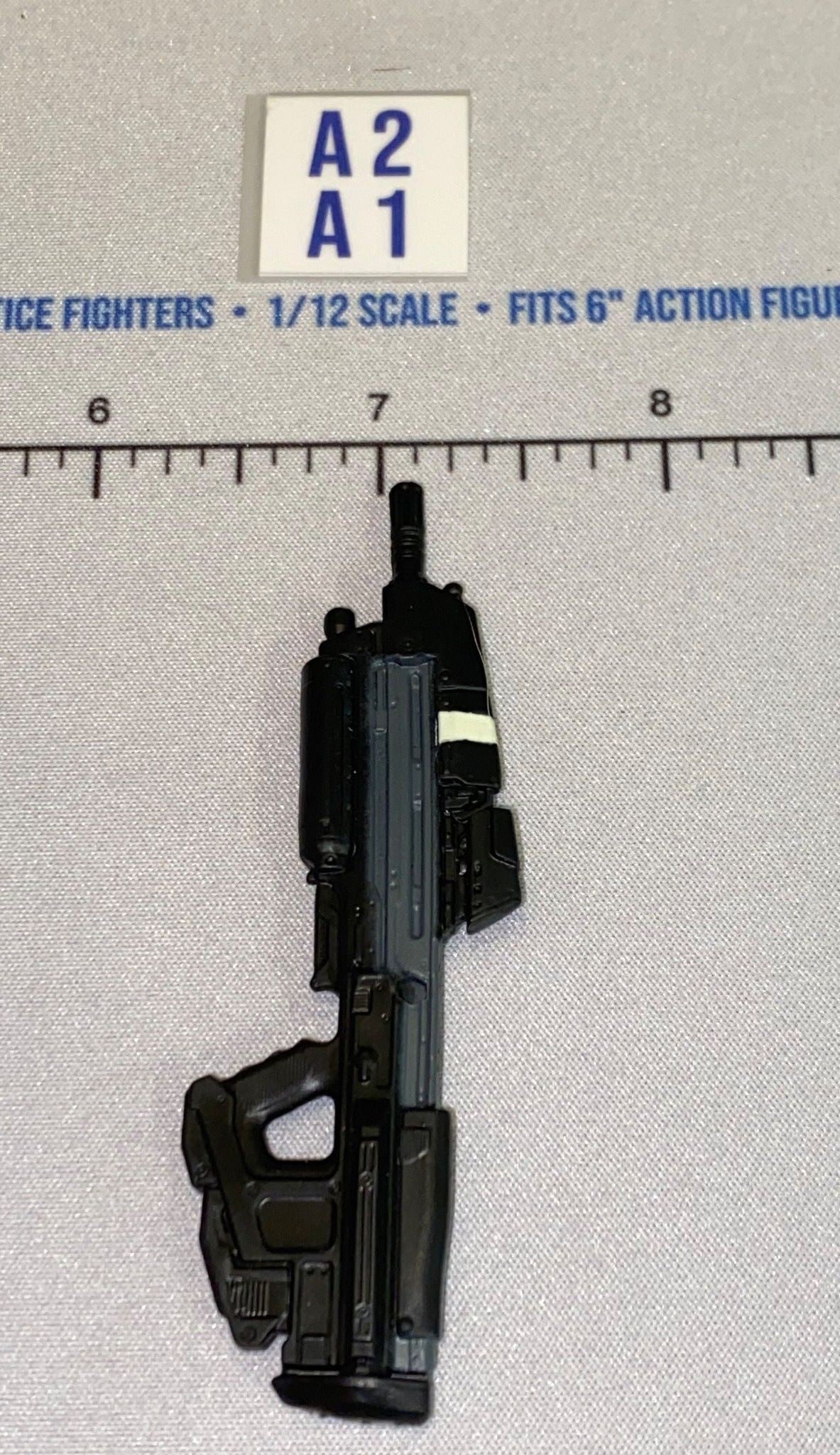 1/12 Scale Science Fiction Halo Rifle - Jazwares World of Halo